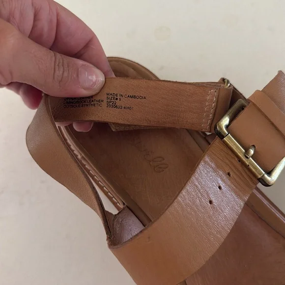 Madewell Cady Lugsole sandal in tan - Picture 3 of 3
